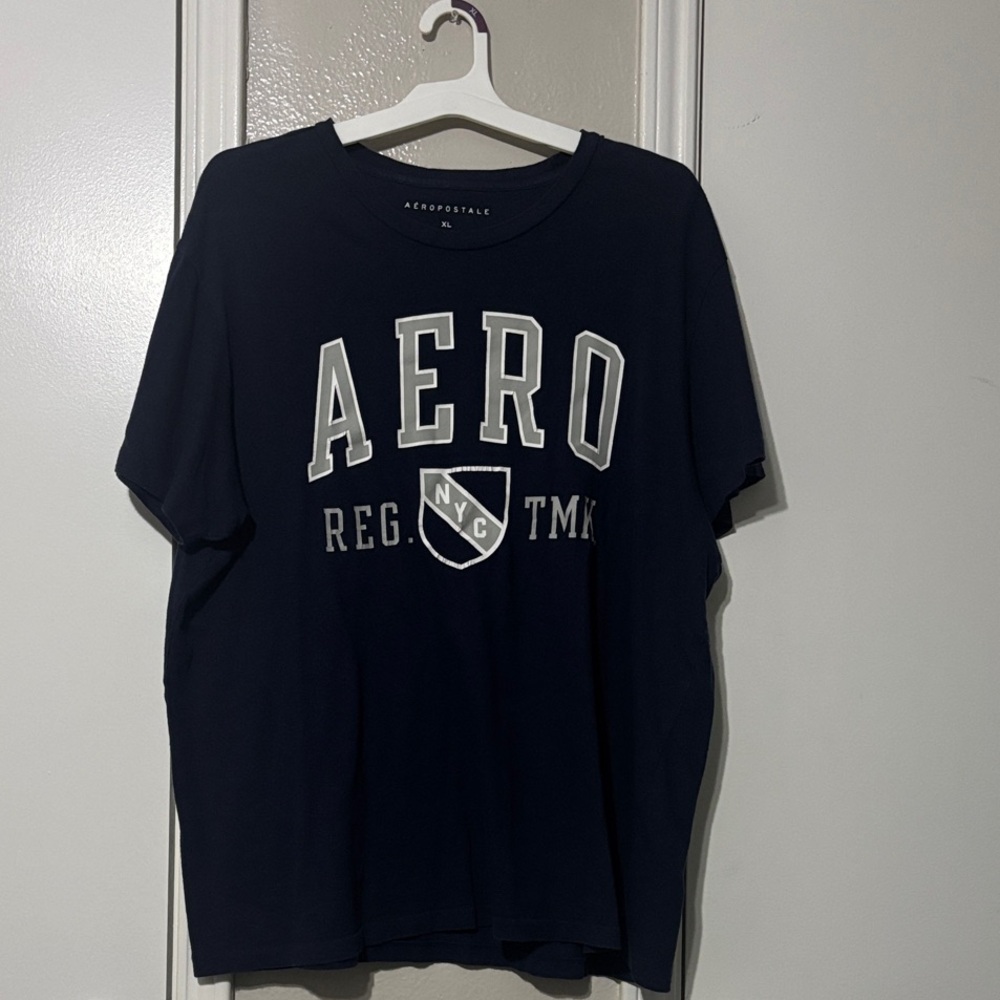 Aeropostale Men's Dark Blue Graphic Tee